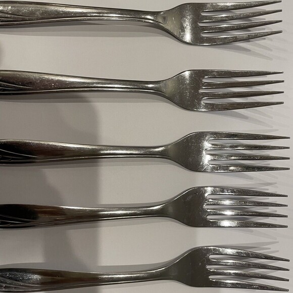 Majesco Stainless Steel Forks 6 7/8" Salad Set of 5 Vintage MCM MJS3 Pattern - Picture 3 of 10
